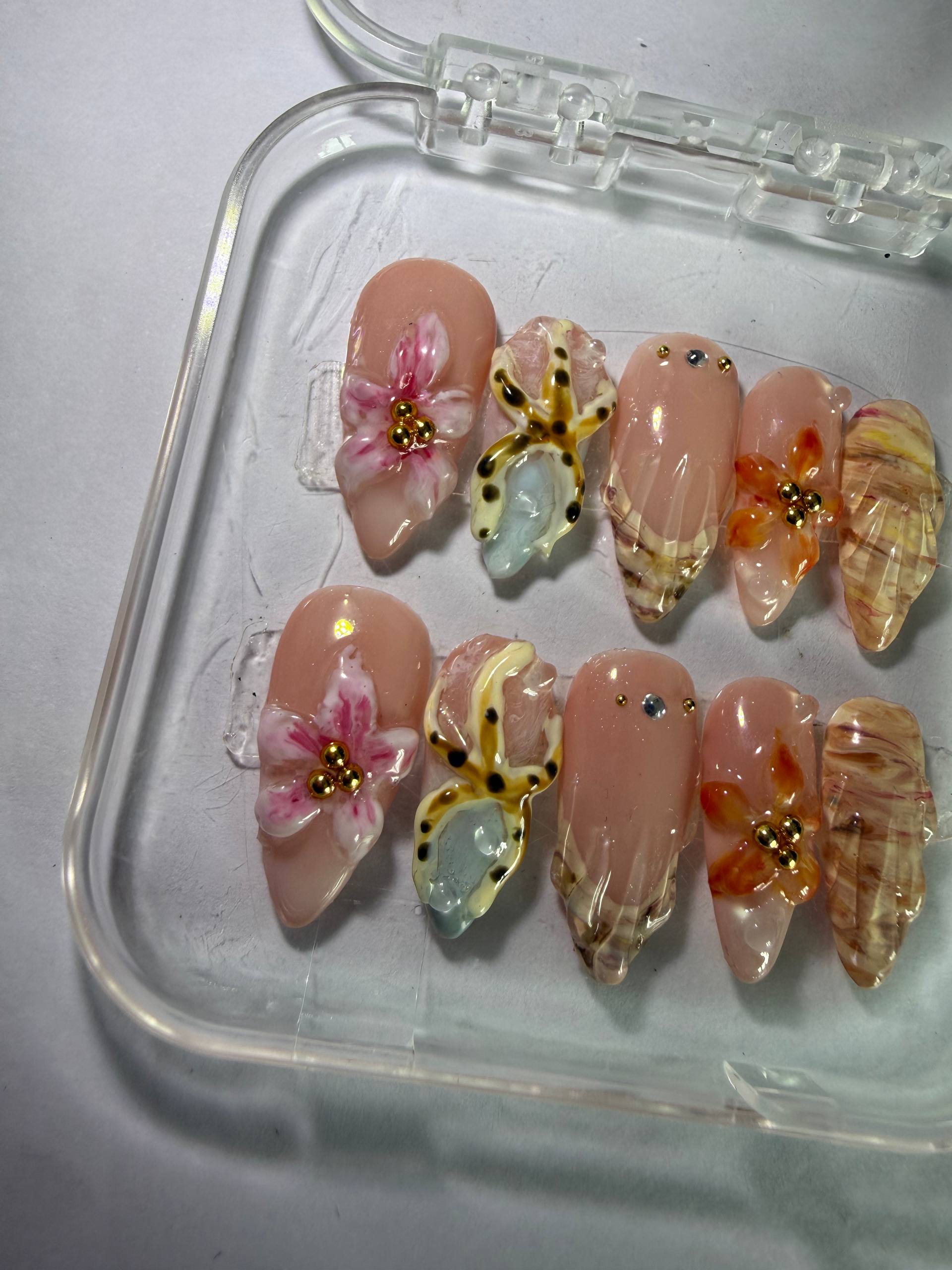 Salty but Cute-Press-On Nail Set